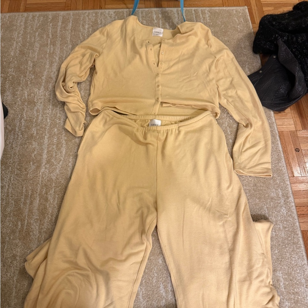 LESET lounge set